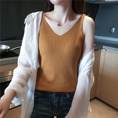 Top de damă din catifea model nou cu decolteu spitz