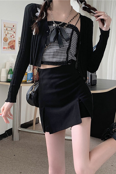 Bustiera dama in carouri cu panglica alb-negru