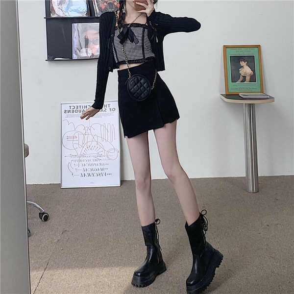 Bustiera dama in carouri cu panglica alb-negru