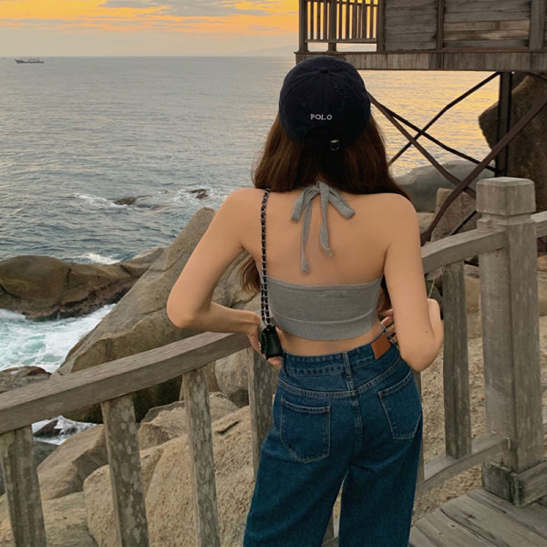 Top scurt de damă cu decolteu rotund