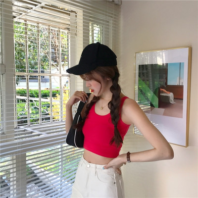 Noul model maiuu scurt cu bretele largi