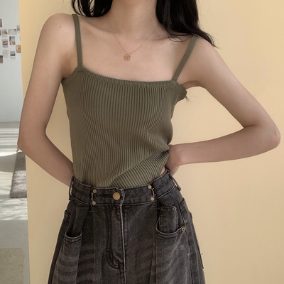 Γυναικεία αμάνικι μπλούζα με λεπά τιραντάκια