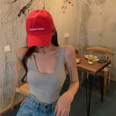 Γυναικεία αμάνικι μπλούζα με φαρδύ τιραντάκι