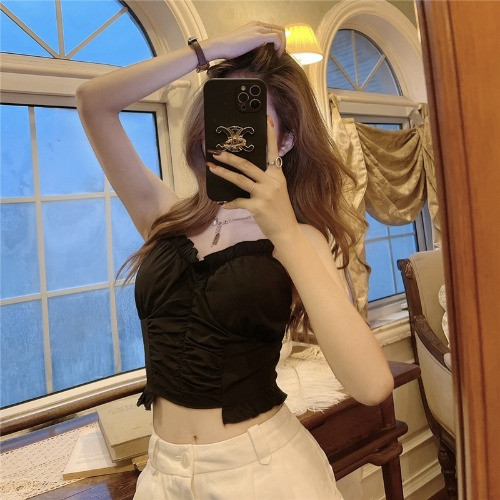 Top scurt asimetric cu bucle