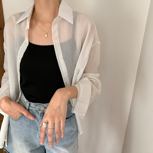 Novi model ljetne majice bez rukava na tanke naramenice običan model