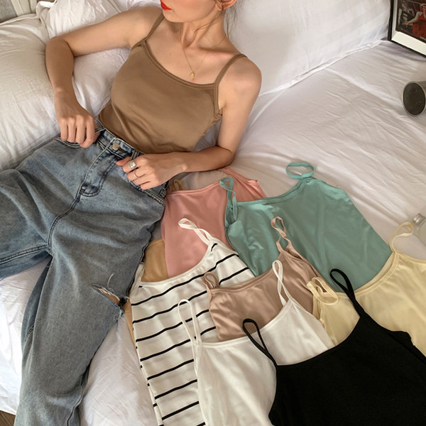 Novi model ljetne majice bez rukava na tanke naramenice običan model