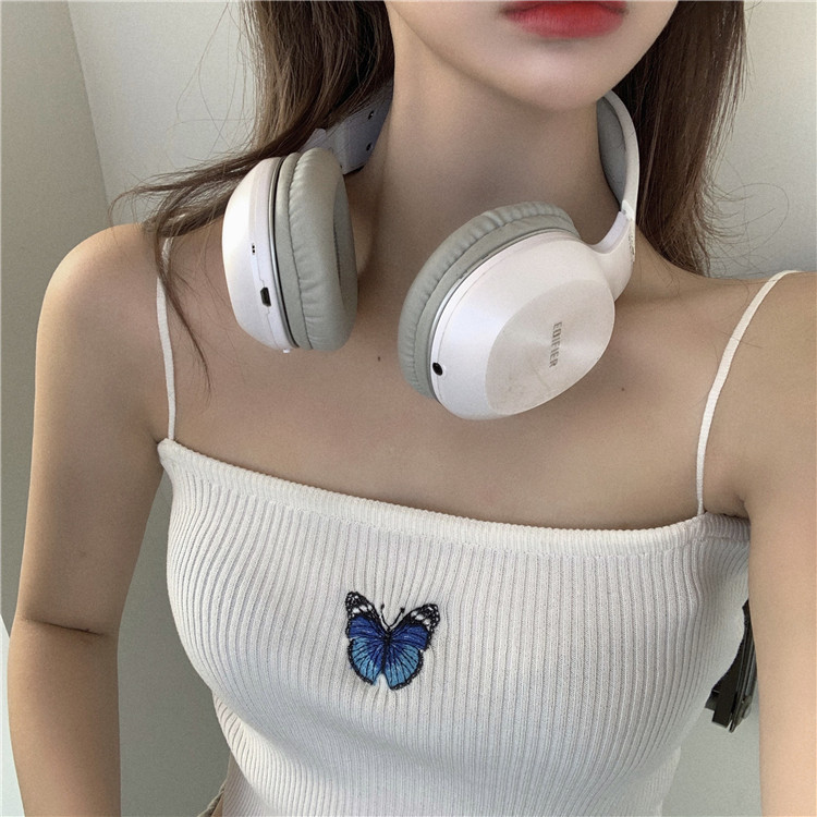 Moteriškas laisvalaikio trumpas apatinis trikotažas su plonais petnešėlėmis ir siuvinėjimais