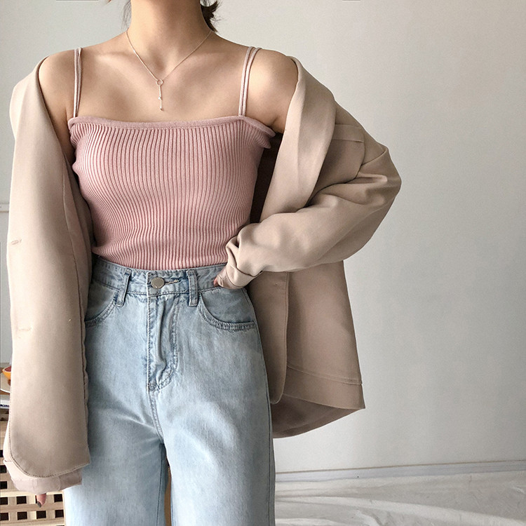 Γυναικεία αμάνικι μπλούζα με λεπτά τιραντάκια για γυναίκες