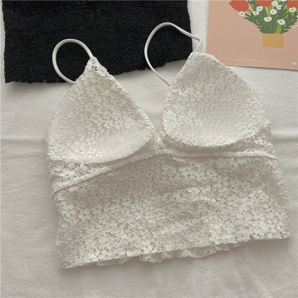 Top din dantelă cu bretele subțiri și decolteu spitz