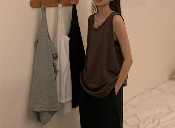 Maieu sport de damă cu decolteu oval