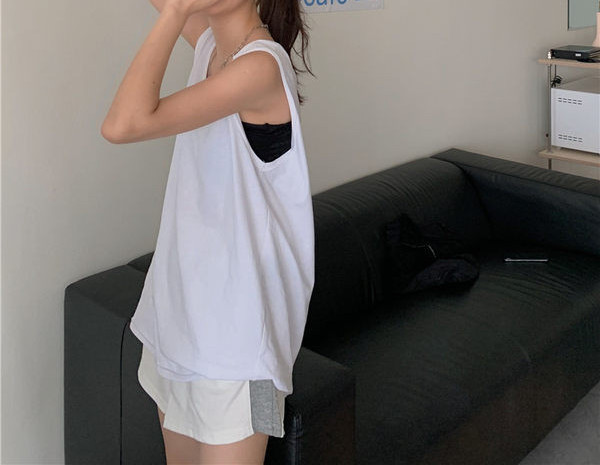 Maieu sport de damă cu decolteu oval