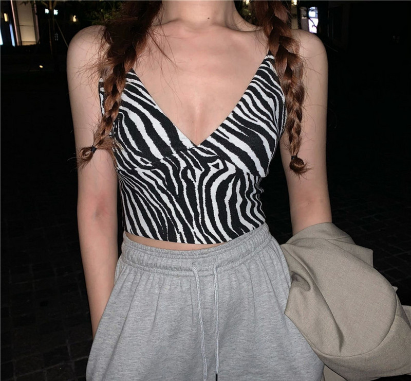 Bustieră modernă de damă cu bretele subțiri și model animal