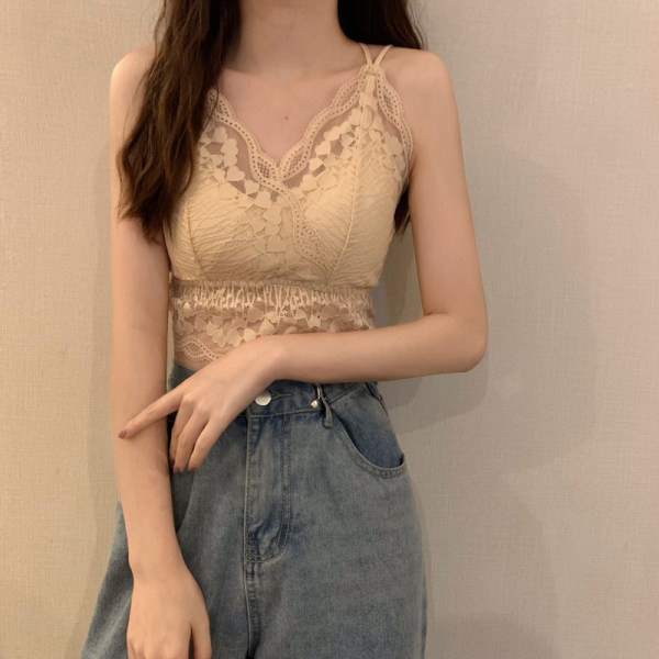 Maieu de damă din dantelă, cu bretele subțiri și decolteu spitz