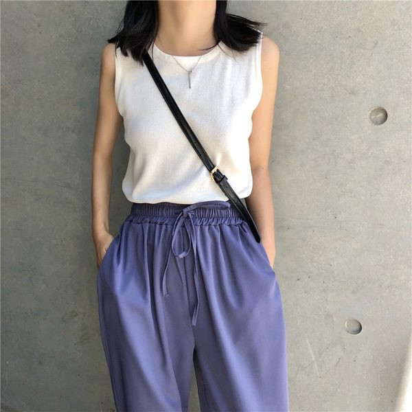 Maieu casual de damă, cu decolteu oval și bretele largi