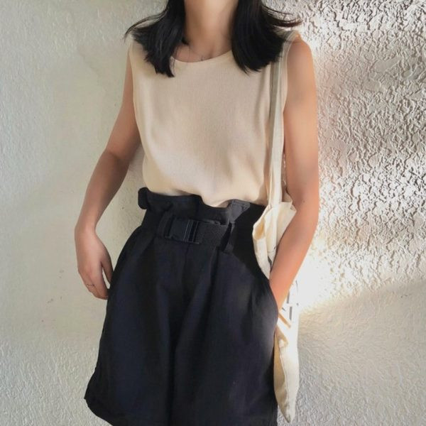 Maieu casual de damă, cu decolteu oval și bretele largi