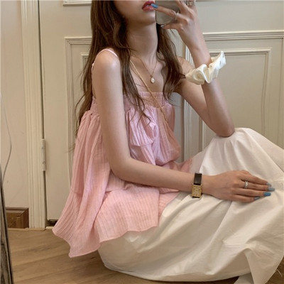 Γυναικείο φανελάκι φαρδύ μοντέλο με λεπτά τιραντάκια