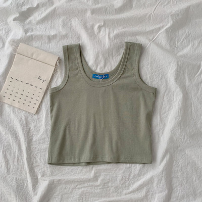 Κοντή γυναικεία αμάνικι μπλούζα με στρογγυλή λαιμόκοψη, απλό μοντέλο