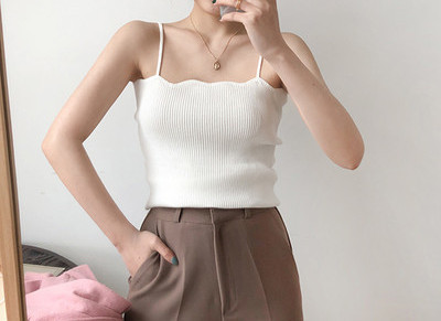 Maieu de damă cu decolteu pătrat și bucle