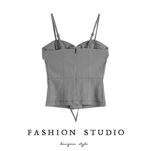 Bustieră în carouri montată cu cravate