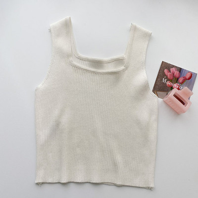 Καθημερινή γυναικεία αμάνικι μπλούζα με τετράγωνο ντεκολτέ και φαρδιά τιραντάκια