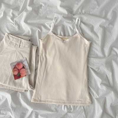 Γυναικεία αμάνικι μπλουζάκι με ντεκολτέ και λεπτά τιραντάκια