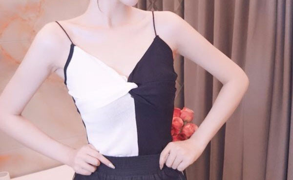 Maieu modern cu decolteu în V și bretele subțiri