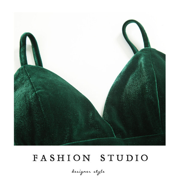 Γυναικείο καθημερινό  αμάνικο  με λεπτά τιραντάκια - βελούδινο με ντεκολτέ