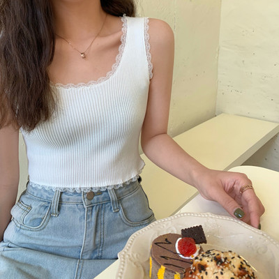 Γυναικείο κοντό αμάνικο με δαντέλα και τετράγωνο ντεκολτέ