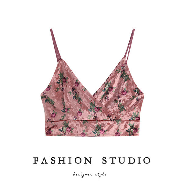 Top scurt cu model floral