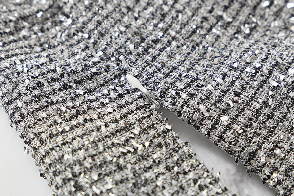 Maieu modern de damă cu decolteu în formă de O