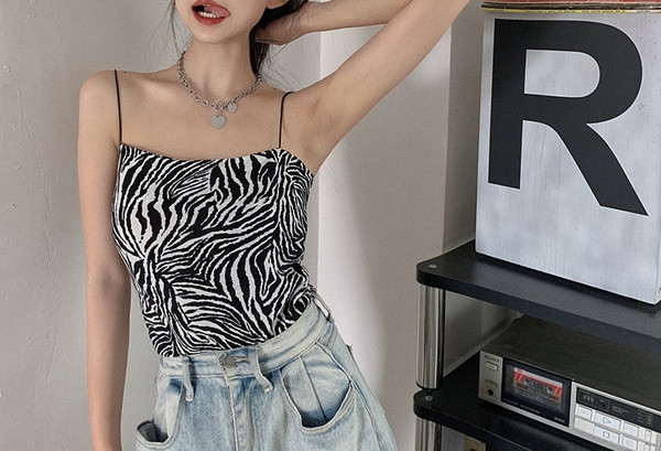 Maieu de damă cu bretele subțiri și model animal