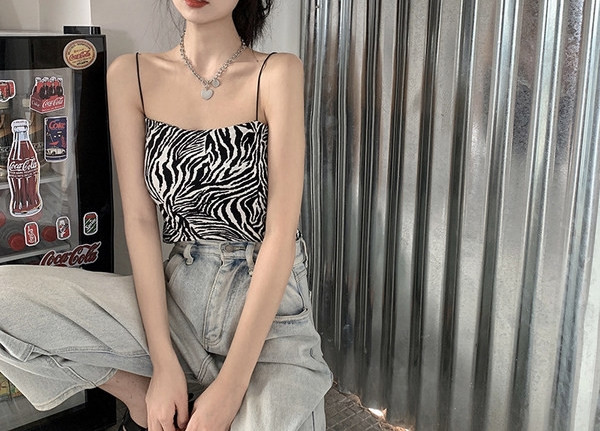 Maieu de damă cu bretele subțiri și model animal