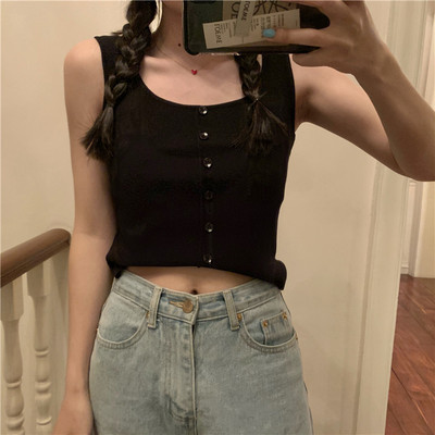 Top de damă elastic cu nasturi