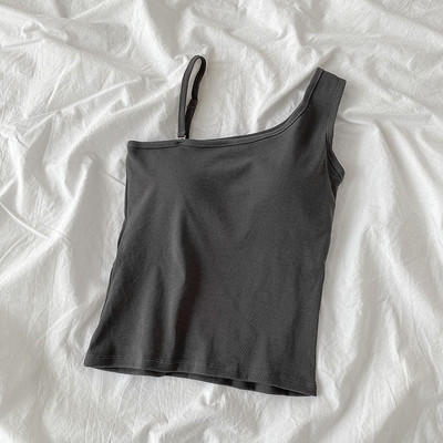 Μοντέρνο γυναικείο φανελάκι απλό μοντέλο με λεπτό και φαρδύ τιρανάκι