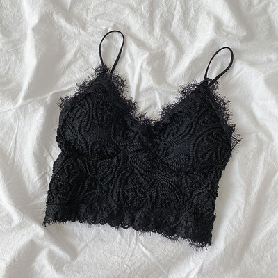 Μοντέρνη γυναικεία αμάνικι μπλούζα με κοντό ντεκολτέ - λευκό και μαύρο χρώμα