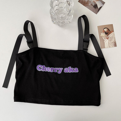 Top scurt dama model nou cu aplicare in culoarea neagra