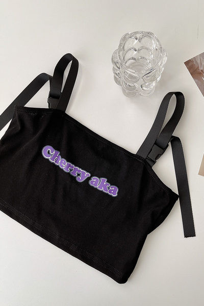 Top scurt dama model nou cu aplicare in culoarea neagra