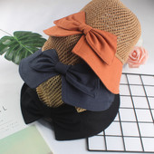 Pălărie de paie pentru femei cu panglică