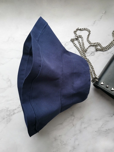 Γυναικείο καπέλο με περιφέρεια