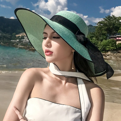 Palarie moderna de dama cu panglica si boru