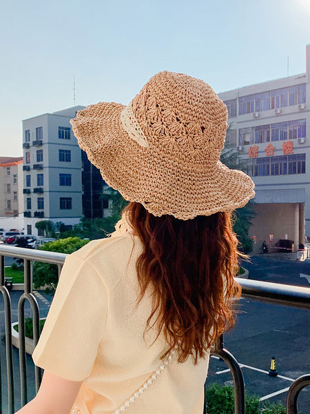 Γυναικείο ψάθινο καπέλο με δαντέλα κορδέλα - διαφορετικά μοντέλα