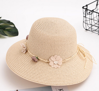 Καλοκαιρινό ψάθινο καπέλο με κορδέλα ή λουλούδια