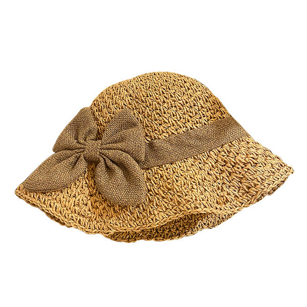 Palarie de dama tricotata cu panglica maro