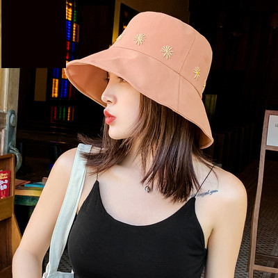 Palarie de dama cu franjuri si broderie de flori