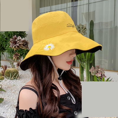 Palarie de dama cu franjuri si broderie de flori