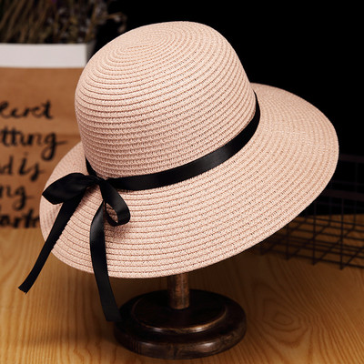 Γυναικείο ψάθινο καπέλο με τρισδιάστατη διακόσμηση