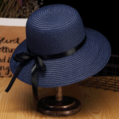 Γυναικείο ψάθινο καπέλο με τρισδιάστατη διακόσμηση