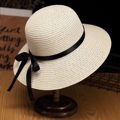 Γυναικείο ψάθινο καπέλο με τρισδιάστατη διακόσμηση