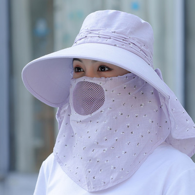 Ležerna ženska kapa sa resama i šal u više boja