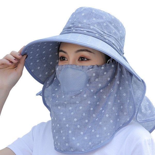 Ležerna ženska kapa sa resama i šal u više boja